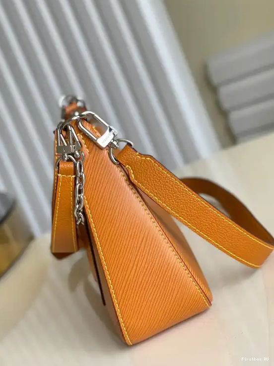 First bags ru LOUIS VUITTON MARELLE 0501